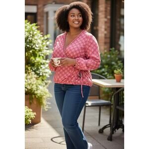 NWT Wrangler Retro Top Women’s Size XL Pink Faux Wrap Southwest Print Cropped.